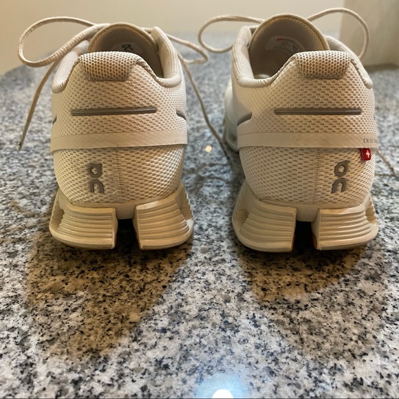 On Running Cloud Women’s 6 - Picture 5 of 6